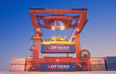 中欧班列整柜/拼箱